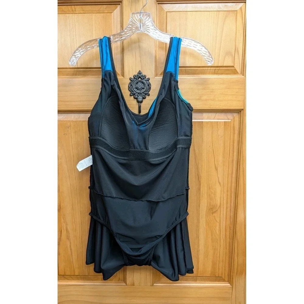 Longitude Women's 16W Bathing Suit Color Blocked Slimming One Piece Swimsuit - Picture 4 of 10